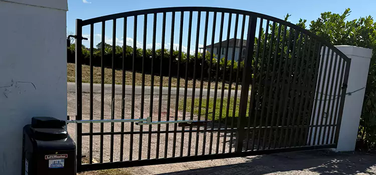 Driveway Fence Repair Pacifica